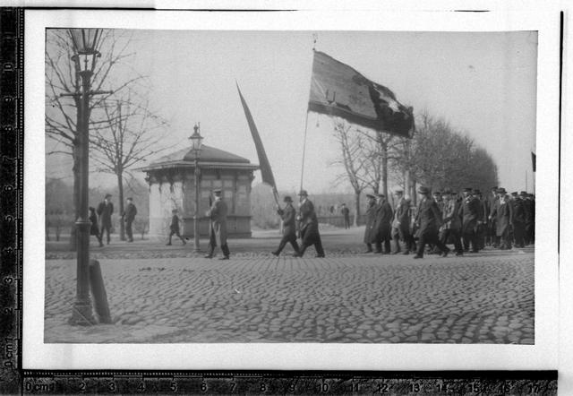 Keelatud rongkäik 1. mail 1919. a.