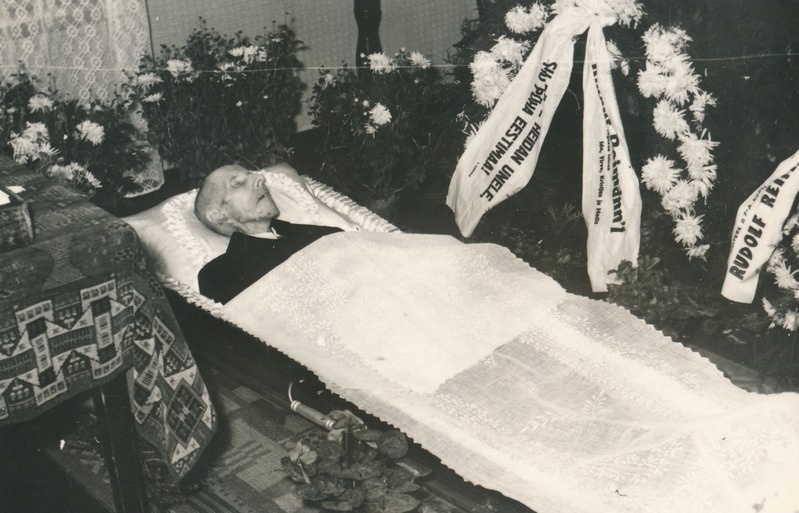 Rudolf Reimann puusärgis