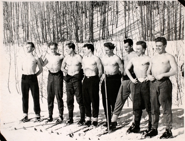 Suusalaagris Käärikul 1957. a.