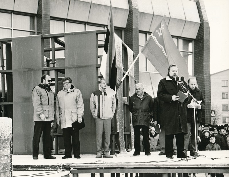 Rakvere, rahvakogunemine Turu platsil
