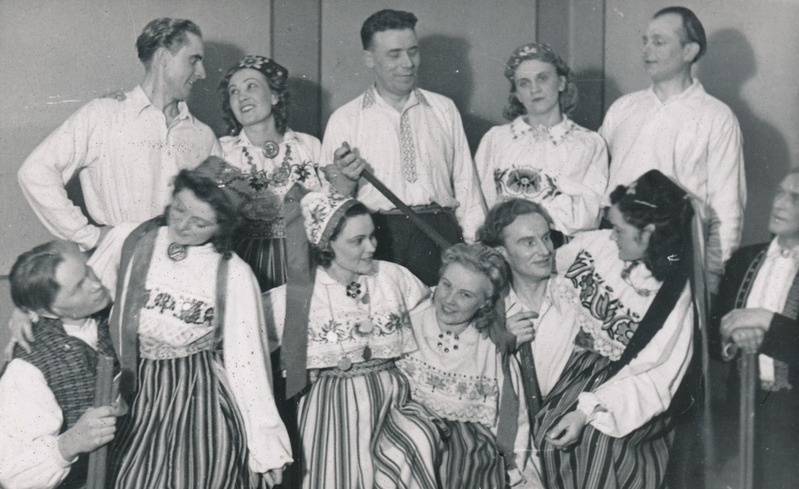 Rakvere Teatri rahvatantsurühm