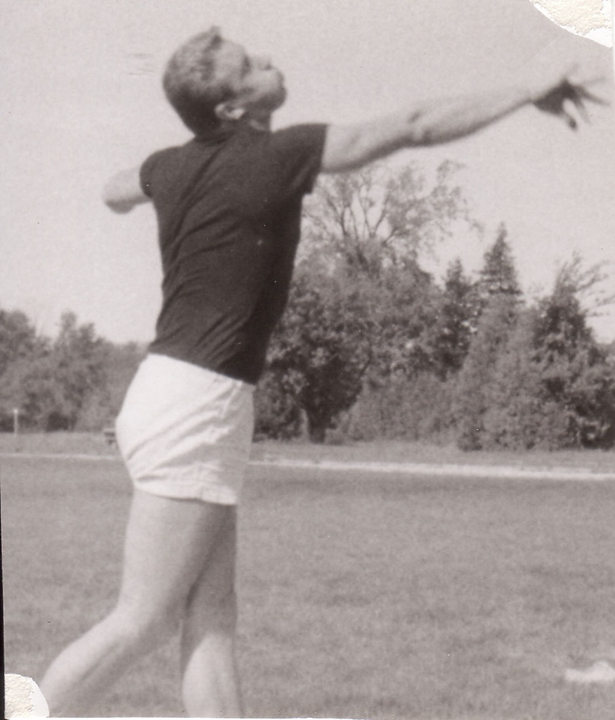 Kergejõustiklane Ain Roost Jõekäärul