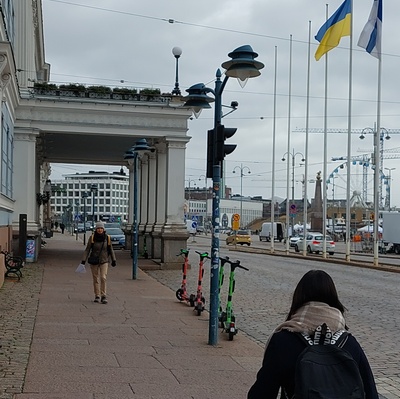 President Urho Kekkosen's funeral exhibition for North Esplanad to watch the accumulated audience. rephoto