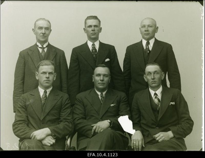 Tallinna Sadama Laevatööliste Ühingu liikmeid.  duplicate photo