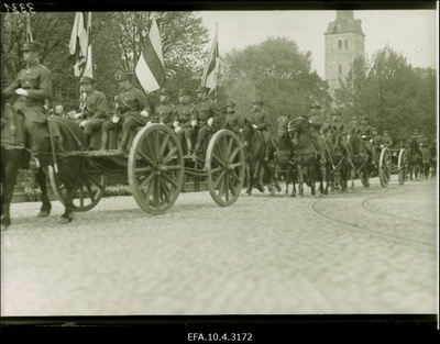 Sõjaväe paraad.  similar photo