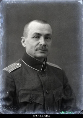 Vabadussõda. Sõjaministri abi ja tagavaraväe ülem kindralmajor Andres Larka.  duplicate photo