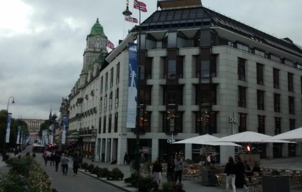 491. Kristiania. Karl Johansgate. rephoto