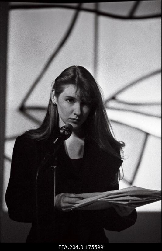 Lauljatar Janika Sillamaa.