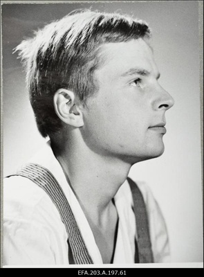 Kurti osatäitja kandidaat estraadilaulja Ivo Linna Tartust.  duplicate photo