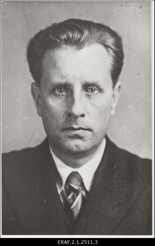 Nikolai Karotamm (1901-1969) - EKP tegelane ja majandusteadlane, NLKP liige 1928. 1928-1929 EKP Tallinna Komitee põrandaalune organisaator. 1940-1944 EKP KK II sekretär ja 1942-1944 Eesti Partisaniliikumise Staabi ülem; 1944-1950 EKP KK I sekretär ja EKP Tallinna Linnakomitee I sekretär. 1951-1969 töötas NSVL TA Majanduse Instituudis. Portree.