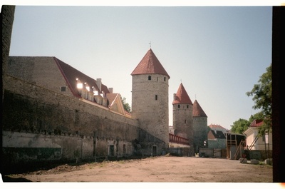 Vaade Tallinna linnamüüri tornidele  similar photo