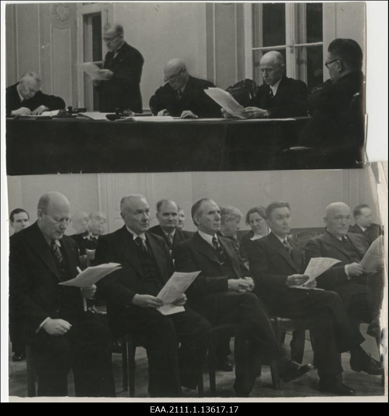 Tartu linnavolikogu ja linnavalitsus viimasel töökoosolekul raekojas linnavolikogu saalis