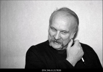 Keskkriminaalpolitseinik Koit Pikaro.  similar photo