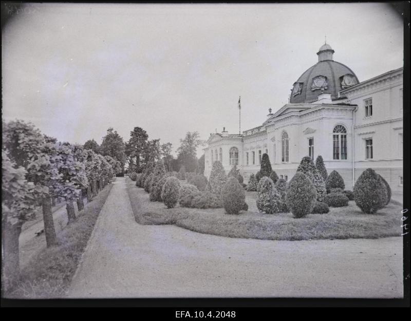 Eesti Rahva Muuseum Raadi mõisas.