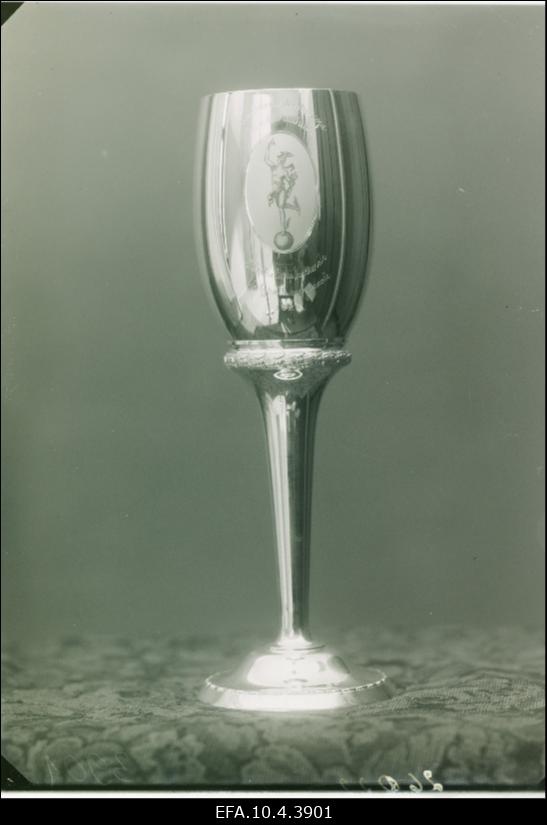 Kaubandus-tööstuskoja rändauhind Kaitseliidu parimale jalgpallimeeskonnale.