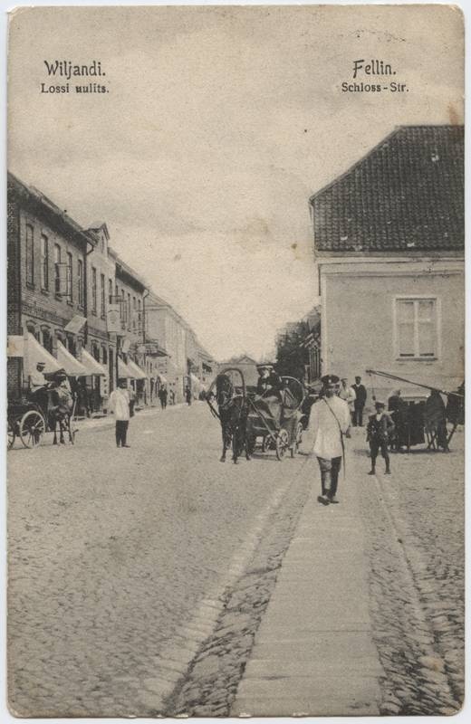 trükipostkaart, Viljandi, Lossi tn turuplatsi kohal, voorimees, vasakul nr 15 maja u 1909