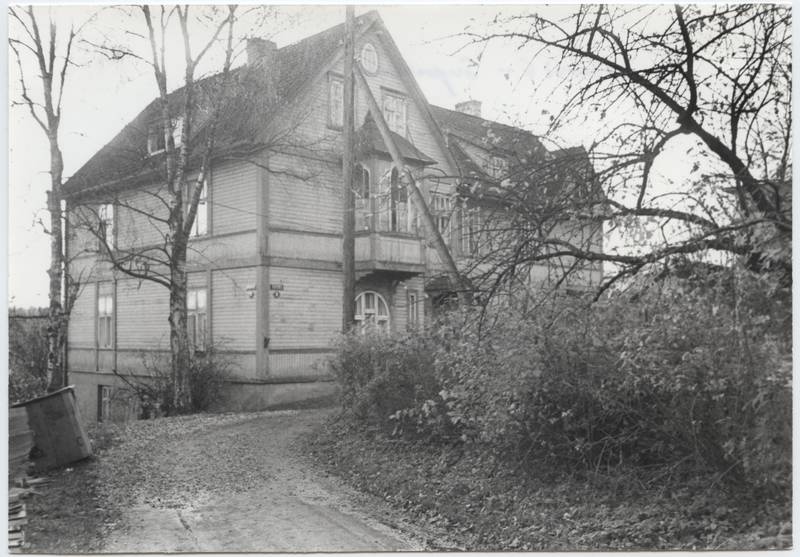 foto, Viljandi, Roosi tn 6/Supeluse tn 12, oktoober 1983, foto E. Veliste