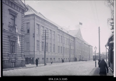 Sõjaväehaigla hoone Aia tänaval.  duplicate photo