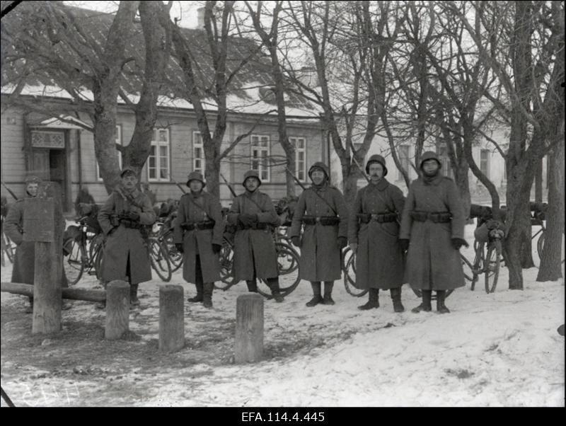 Saksa sõdurid pärast linna jõudmist.