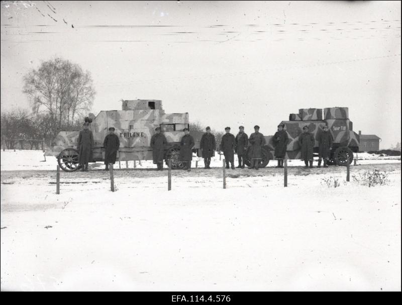 Soomusautode Kolonni soomusautod Erilane ja Suur Tõll meeskondadega.