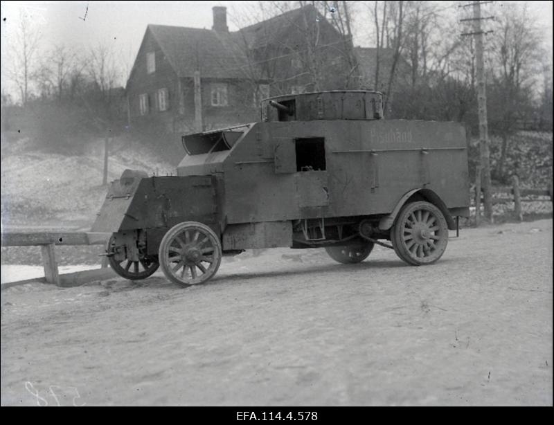 Vabadussõda. Soomusautode Kolonni soomusauto Pisuhänd.