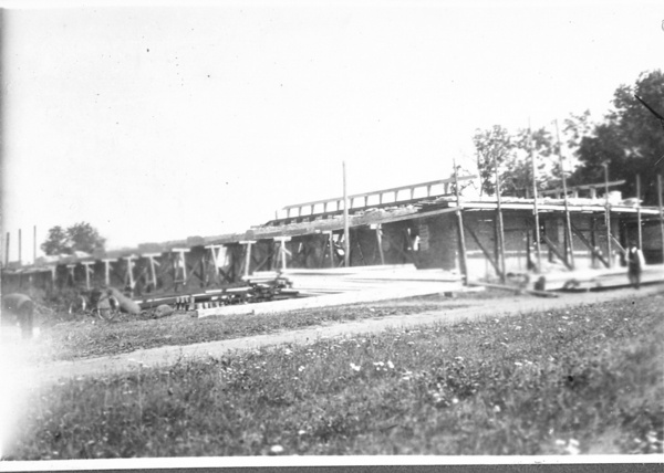 Foto Saku m.k. karjalauda ehitus