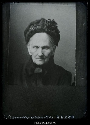Naise foto, (19.02.1917 fotokoopia, tellija Shemtschusina [Žemtšužina]).  duplicate photo
