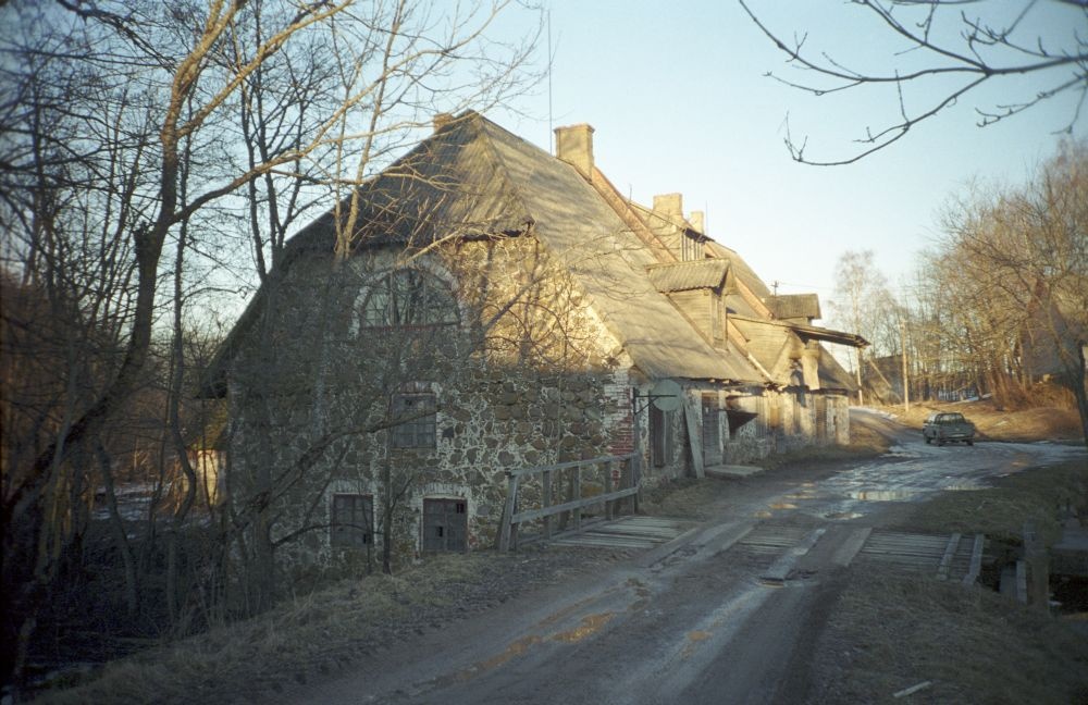 Lahmuse mõisa vesiveski