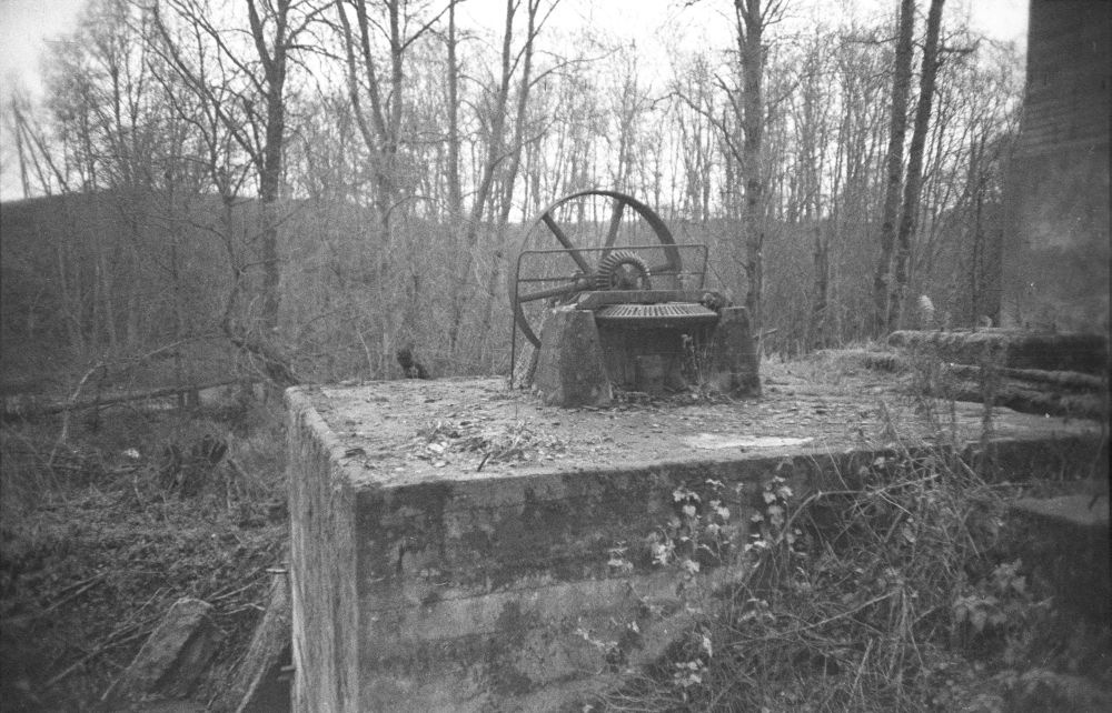 Varangu vesiveski vesiväravate mehhanism