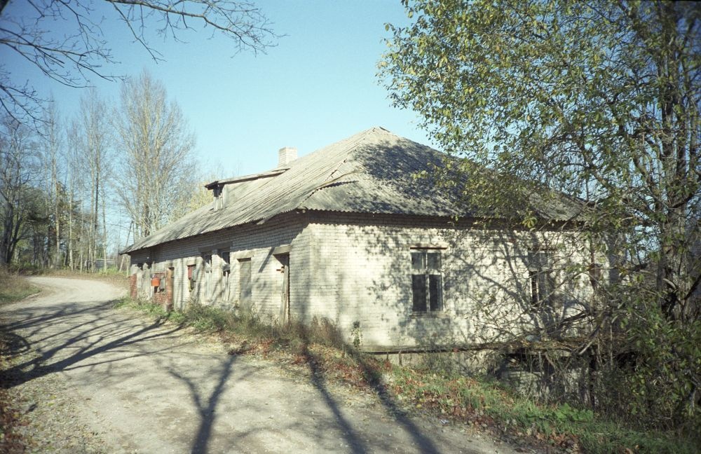 Uue-Saaluse mõisa vesiveski