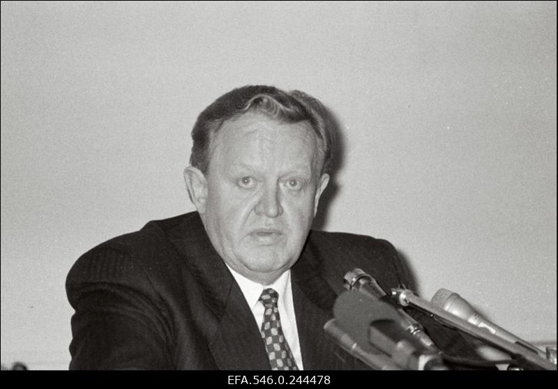 Soome Vabariigi president Martti Ahtisaari riigivisiidil Eestisse.