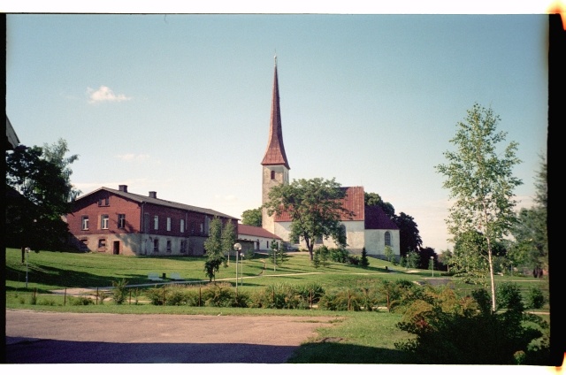 Vaade Rakvere Kolmainu kirikule
