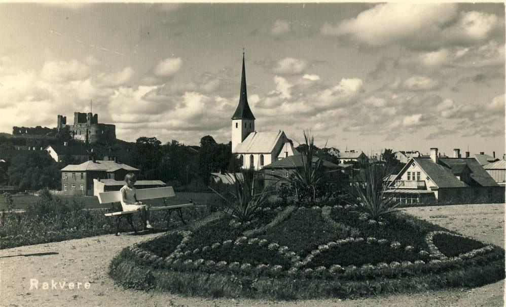 Rakvere, vaade ausambamäele, linnusele ja kirikule