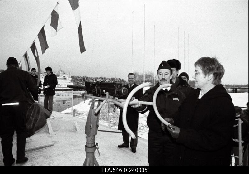 Eesti piirivalve. Patrullkaatrite pidulik üleandmine Pirita jõe suudmes.