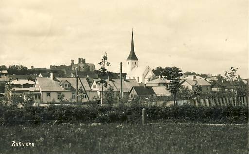 Rakvere, vaade Kastani pst äärsetele majadele