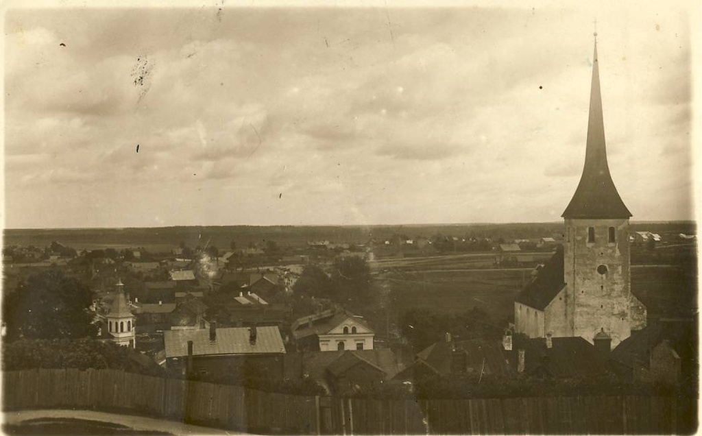 Rakvere, vaade Vallimäelt linnale