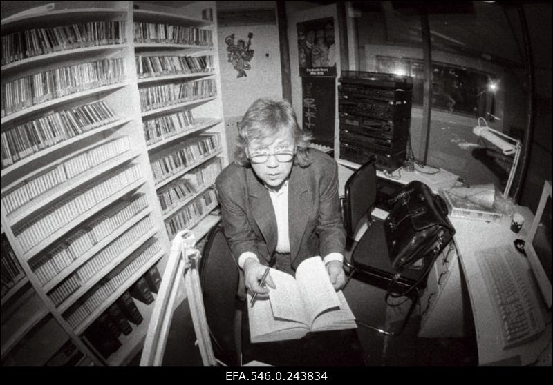 Laulja Tõnis Mägi.