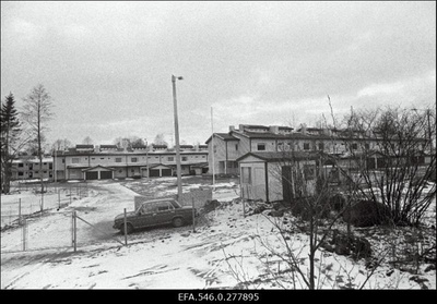 Ridaelamud Püünsi külas Viimsi vallas.  similar photo