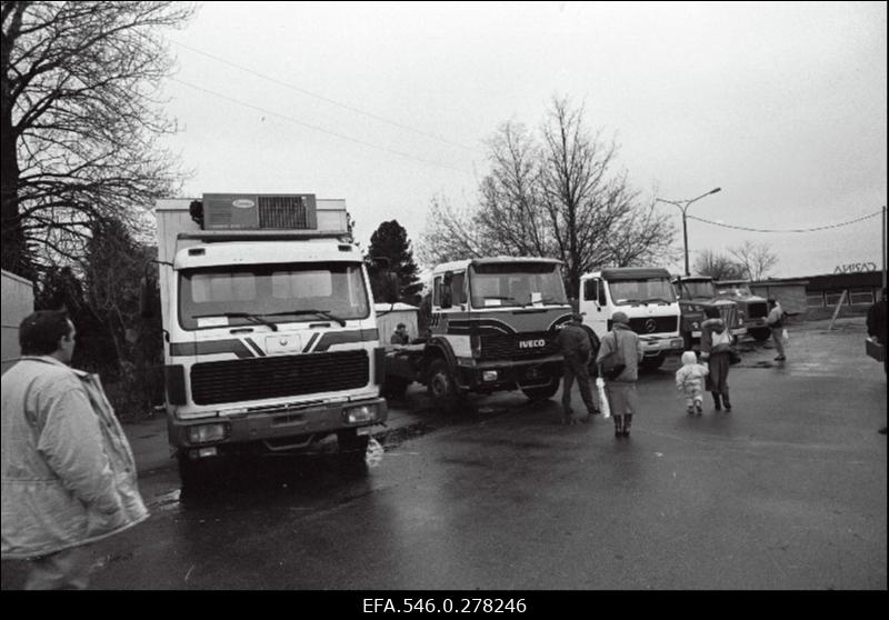 Veo- ja kaubaautode näitus.