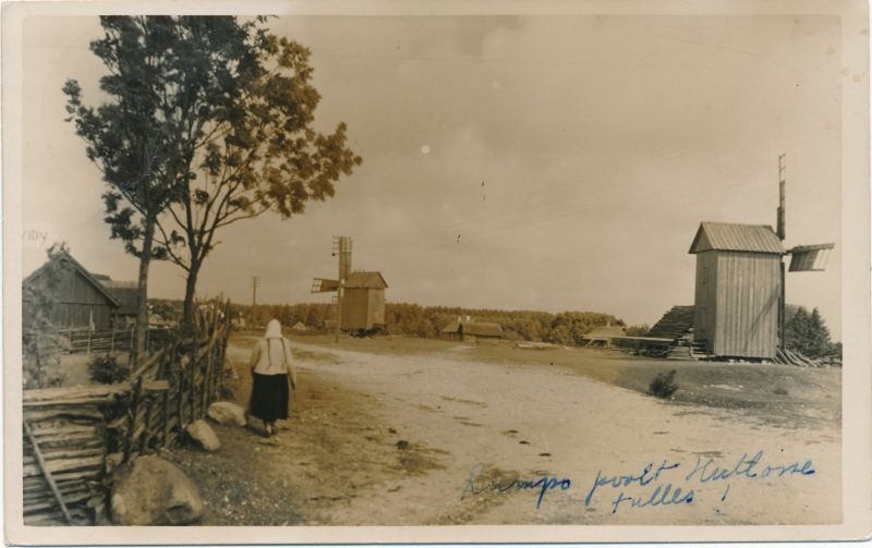 Fotopostkaart. Vormsi saar. Tee Rumpost Hullosse. 1933.