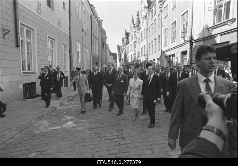 Prantsusmaa president Francois Mitterand külaskäigul Eestisse.