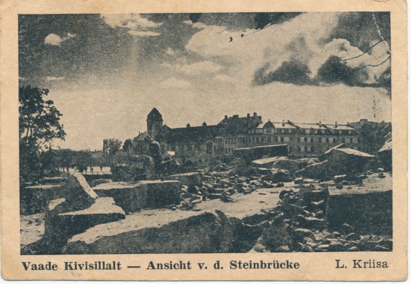 Foto. Sõjapurustused Tartus. Vaade kivisillalt.
