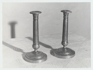 Märjamaa kiriku küünlajalad 19. sajandist.