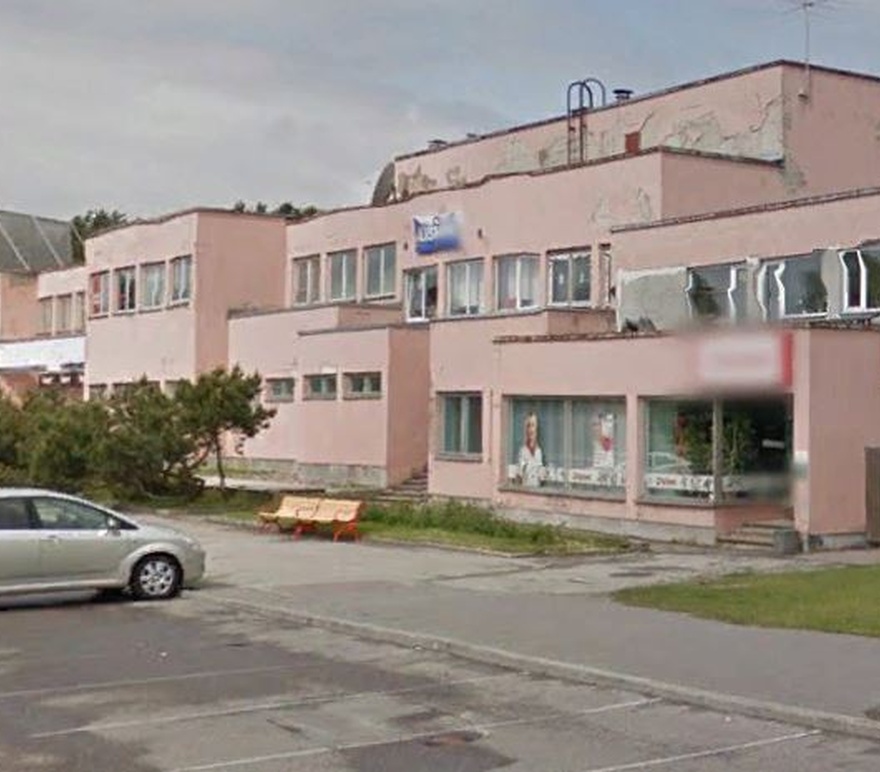 Pirita kaubandus- ja ühiskondlik keskus, vaade valmivale hoonele Kloostrimetsa teelt. Arhitekt Hindrek Piiber, insener Jaan Port rephoto