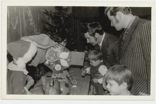 Rapla KEKi laste nääripidu. Nääripeol keerleb loosiratas