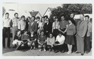 Rapla rajooni lüpsivõistlused. Osavõtjad koos kohtunikega