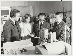 ENSV Teaduste Akadeemia kossespondentliige, professor Viktor Palm kolleegidega