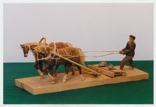 Voldemar Luhti puulõikenäitus „Hobune ja talutööd“ Mahtra Talurahvamuuseumis