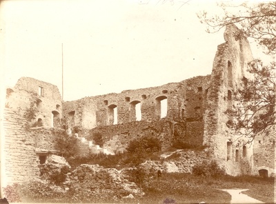 Foto. Vaade Haapsalu kapiitlihoone sisemusele kirdest. u. 1900.  duplicate photo