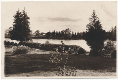 Postkaart. Tartu, E. R. Muuseumi järv. Asub albumis HM 7955.  duplicate photo